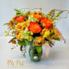 This pretty arrangement is classically elegant in a way that will never