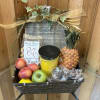 Hostess Gift Basket &ndash; Fresh Fruit &amp; Home D&eacute;cor Delight

Say &ldquo;thank you&rdquo;