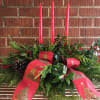 TRADITIONAL CHRISTMAS CENTERPIECE