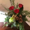 This bouquet with its elegance and simplicity ist e perfect Holiday gift!