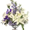 Soft and delicate, this stunning bouquet is a classic hit! The lovely