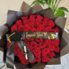 Celebrate a milestone worth remembering with this stunning graduation bouquet featuring premium