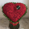 Leave her speechless with this amazing 3D bouquet with 225 red roses