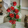 6 roses in a vase small and perfect