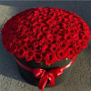 150 red roses