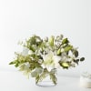 ALLURING ELEGANCE BOUQUET

An illuminating array of florals brings an air of elegance