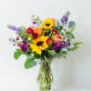 Sunflowers lovers: we have created an adorable arrangement just for you. Lovely