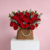 A timeless and elegant arrangement that never goes out of style. This