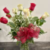 This mixed dozen roses has beautiful Grade A florist quality long stem