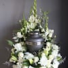 This is a elegant option for a memorial service. This open ring