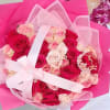 Preppy, Flirty, Festive, trendy yet young love filled rose bouquet. 