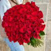 Huge round bouquet of roses instead of 1000 words. Classic yet gorgeous.

Arrangement