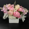 ***No specific delivery time available***
PEONY SIZE WILL VARY DUE TO SEASON.
Design will