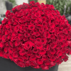 An unforgettable statement.
This breathtaking 300 Red Roses Dome Arrangement features three hundred