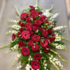 Theme Colors: Shades of red, white and green

Featured Blooms: Roses, Carnations, Gladioulus