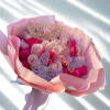 30 Roses. Lovely Hand-tied Medium Bouquet

This chic bouquet of feminine colors is