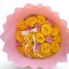 This arrangemente yellow &amp; ligh Pink Roses 