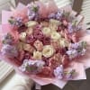 Roses and a beutifull rim stock and carnations!

Color roses:
Red 
White
Ligth pink
Pink
Hot pink
Lavender
Purple

If