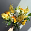 Radiant like a ray of sunshine to liven up your mood.

*Vase not