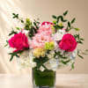 Roses, Lisianthus and Hydrangeas in a vas 
as in the picture (Standard