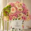 Beautiful Box with premium flowers selects 