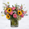 Soft, welcoming, and full of life, Havelyn is a garden-inspired arrangement designed