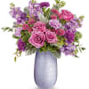 Capture Mom's heart with the Vivi vase, crafted from hand-blown art glass
