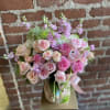 This beautiful arrangement is designed to deliver happiness to a loved ones