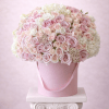 Pink and white rose bouquet in a pink hatbox