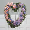  Pet Friendly?
NO . While roses are non-toxic, the Ivy vines and