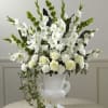 An expression of sympathy that&rsquo;s tasteful dignified and with a beautiful sensibility