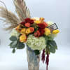 This amazing design comes with pompous grass hydrangeas Amaranthus roses. And the