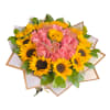A stunning combination between pink roses and beautiful sunflowers brought together to