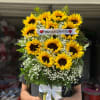 Sorprende en su d&iacute;a especial con este hermoso y elegante arreglo floral