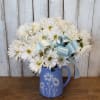 Bright, cheerful, and full of charm, our &ldquo;It&rsquo;s a Daisy Day&rdquo; arrangement