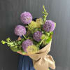 A design of Allium and Fig Branches mixed with local ivy and