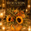 This is the festive Thanksgiving arrangement that perfectly captures the spirit of