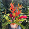 Fresh flower arrangement 