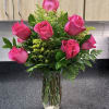 8 Roses On vase With mixed fillers 