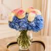 This bouquet is refined and graceful, with a serene balance between freshness
