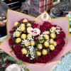 A heart-shaped floral arrangement that reads like a love letter: Corazon Dulce