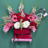 To enchant and fall in love, with pink as the centerpiece: Astilbes