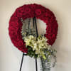Standard 24 inches- about 100 roses
Deluxe 27 inches- about 150 roses