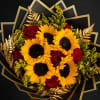 A breathtaking blend of sunshine and romance, Sunset Romance features radiant golden