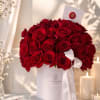 Beautiful floral satin box with Ecuadorian export roses with hydration system included