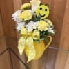 Brighten someone&rsquo;s day with our cheerful Sunshine Smiles Bouquet! Designed in a