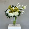 A refined expression of peace and elegance, this modern arrangement is designed
