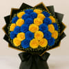 Rosas naturales pintadas de azul marino con rosas amarillas.
50 Roses standard
75 Roses