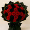 Rosas naturales pintadas de negro con rosas rojas.
50 Roses standard
75 Roses Deluxe
100