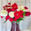 Bright, romantic and unmistakable - this Forever Yours flower arrangement is a